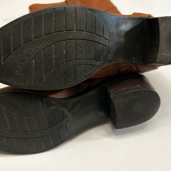 Bandolino Brown Leather Heeled Zipper Riding Boots with Buckle Size 7.5 - Picture 10 of 16